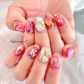 .#推しネイル .
.

◆ご予約はhotpepper beautyにて
プロフィール欄ご確認下さい。
.
◆ネイルブック
https://nailbook.jp/nail-salon/20664/ 
.
◆お問い合わせはDM、LINEお気軽にどうぞ
《mail》nailrooms30@gmail.com
《LINE 》@537dcmyx 
.
.
private salon
Nailroom S 
埼玉県さいたま市岩槻駅より徒歩10分
無料駐車場有り
【営業時間】9:00〜18:00
【定休日】土日祝日
.
. 

 #젤레일#네일아트#네일#ジェルネイル#大人かわいい 
#大人上品ネイル#フィルイン#パラジェル#gelnails#nailart#naildesig #footnail #さいたま市岩槻区 #岩槻ネイル #岩槻ネイルサロン #蓮田ネイル#春日部ネイル#久喜ネイル#浦和美園ネイル#6月ネイル#夏#カラフル#蜂ネイル #はちみつネイル #カトゥーンネイル #亀梨和也 #ライブネイル #kattunlivetour2022honey #うめつくしネイル#オーロラ#オーロラネイル #オーロラ埋め込みネイル #オールシーズン #海 #ライブ #ハンド #ビジュー #フラワー #ハート #トロピカル #ミラー #ミディアム #オーバル #クリア #ピンク #シルバー #ジェルネイル #お客様 #Ｎailroom__Ｓ　Shiho Hiratou #ネイルブック