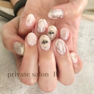 おすすめ順 メタリック ツイステのネイルデザイン ネイルブック