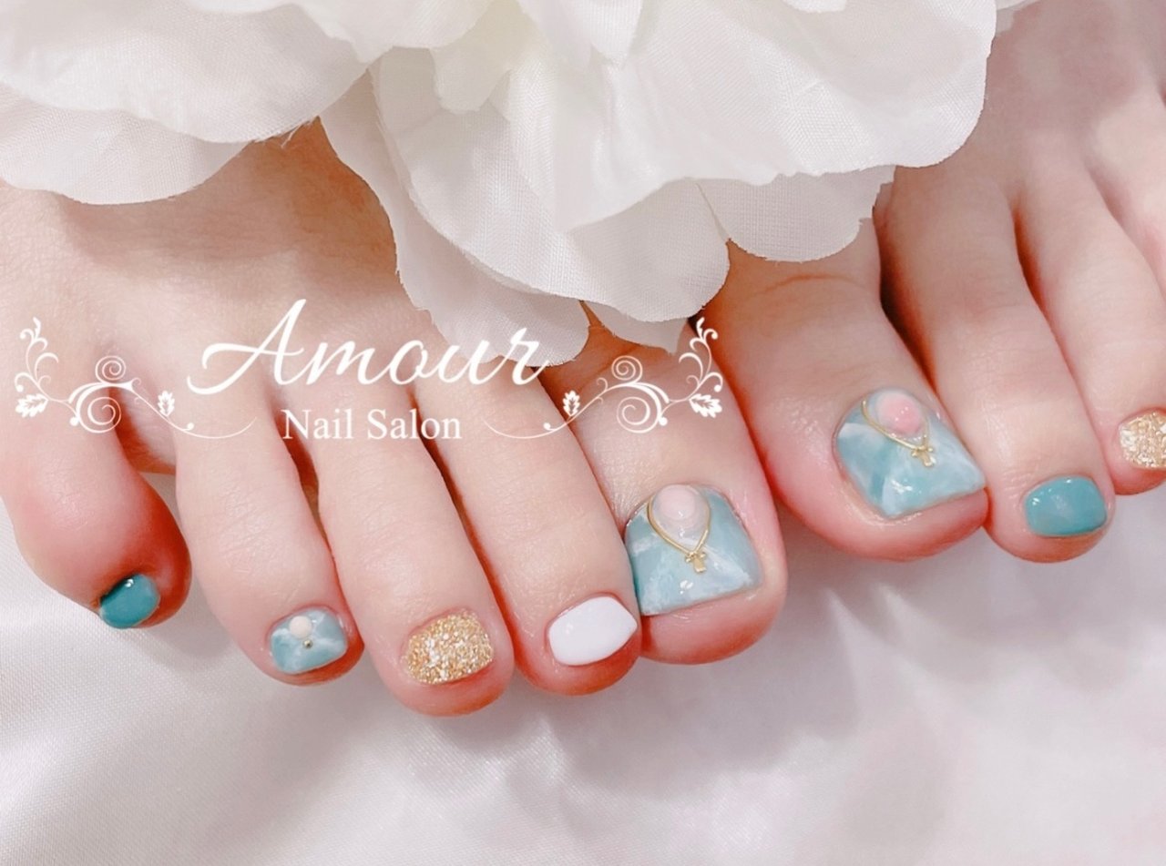 フット ビジュー ラメ 大理石 スクエアオフ Nailsalon Amourのネイルデザイン No ネイルブック