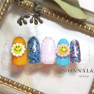 #スマイルネイル 
お客様nail♡
.
ご来店ありがとうございます☺︎
.
@monail_mona
.
.
━━━━━━━━━━━━━━━━━━━━
▫️爪にコンプレックスがある
▫️ネイルの持ちが悪い
▫️爪を丈夫に保ちたい
トラブル爪にも対応できるネイルサロン🌴 
━━━━━━━━━━━━━━━━━━━━
ご予約はこちら↓

LINE ID @vnd4371h
DMでも受け付けております💌

 MONNAL& モナールアンド 
営業時間 10:00～18:00 (Lo.16:30) 
定休日 日曜日

https://kb-monail.shopinfo.jp/

住所　福井市大町10-2-2 
ショッピングシティベル近く🔔
.
TEL 0776-63-6268
━━━━━━━━━━━━━━━━━━━━
.
#MONNAL&#モナールアンド
#monail#もないる#monail_yurika
#福井ネイル#福井ネイルサロン
#ケア#ジェル#スカルプ#フットジェル
#ネイル#アートし放題#深爪矯正福井
#パーフェクトフィルイン福井
#ベース一層残し福井#フィルイン福井
#maogel導入サロン福井 #ハンド #カラフル #ビビッド #ネイルチップ #MONNAL& / yurika 前田百合香 #ネイルブック