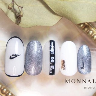 #NIKEネイル 
.
@monail_mona
.
.
━━━━━━━━━━━━━━━━━━━━
▫️爪にコンプレックスがある
▫️ネイルの持ちが悪い
▫️爪を丈夫に保ちたい
トラブル爪にも対応できるネイルサロン🌴 
━━━━━━━━━━━━━━━━━━━━
ご予約はこちら↓

LINE ID @vnd4371h
DMでも受け付けております💌

 MONNAL& モナールアンド 
営業時間 10:00～18:00 (Lo.16:30) 
定休日 日曜日

https://kb-monail.shopinfo.jp/

住所　福井市大町10-2-2 
ショッピングシティベル近く🔔
.
TEL 0776-63-6268
━━━━━━━━━━━━━━━━━━━━
.
#MONNAL&#モナールアンド
#monail#もないる#monail_yurika
#福井ネイル#福井ネイルサロン
#ケア#ジェル#スカルプ#フットジェル
#ネイル#アートし放題#深爪矯正福井
#パーフェクトフィルイン福井
#ベース一層残し福井#フィルイン福井
#maogel導入サロン福井 #ハンド #モノトーン #ネイルチップ #MONNAL& / yurika 前田百合香 #ネイルブック