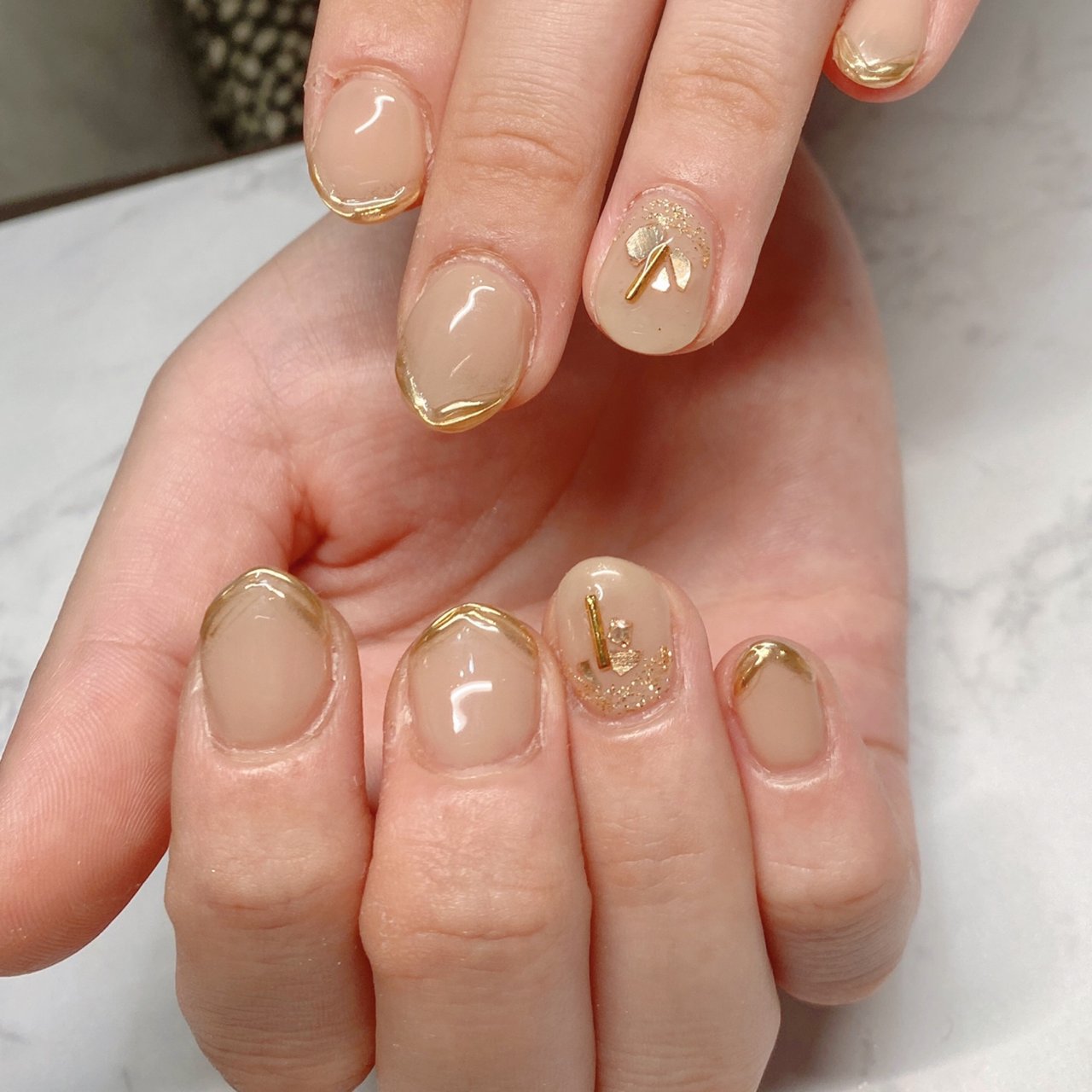 夏 オールシーズン ハンド ラウンド ベージュ Nailsalon Neiviのネイルデザイン No ネイルブック