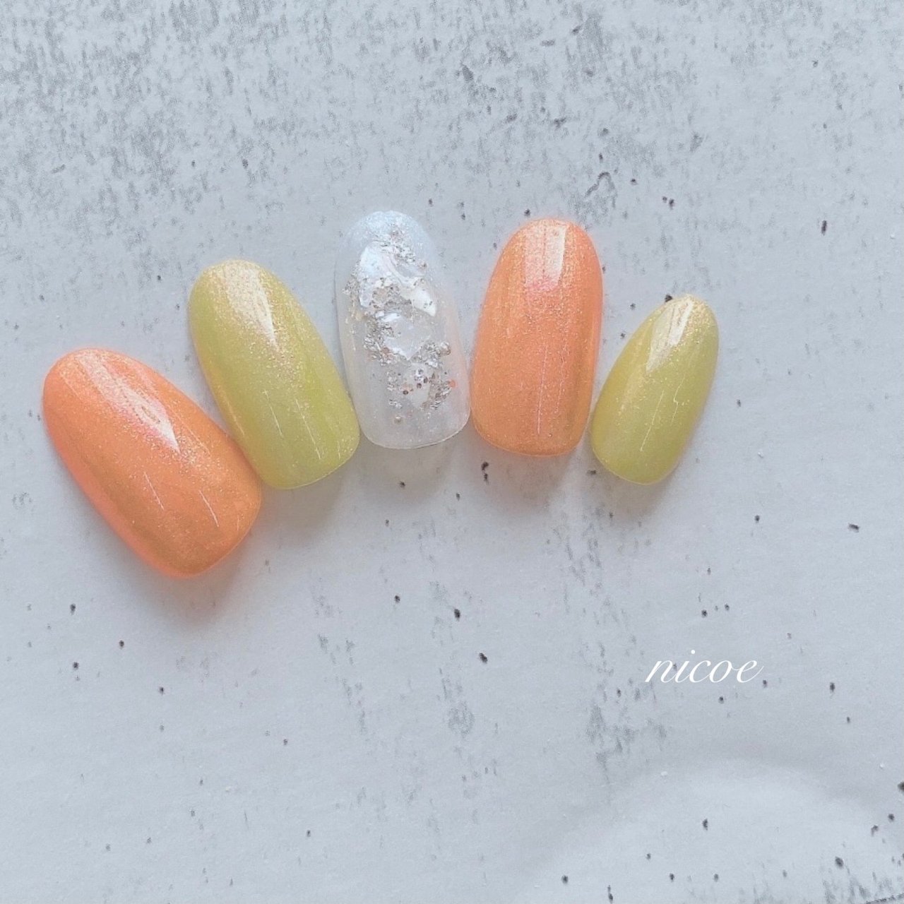 夏 ハンド ラメ シェル オレンジ 福山市 神辺ネイルサロン Nicoe ニコエ のネイルデザイン No ネイルブック