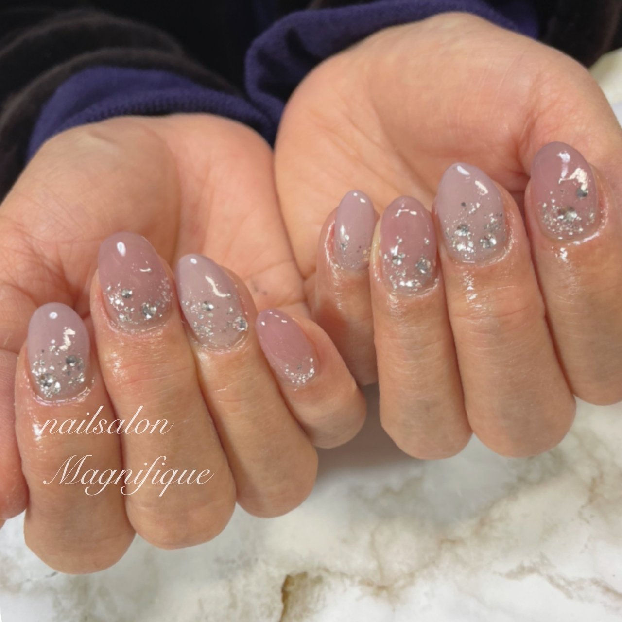 オールシーズン オフィス ハンド ビジュー ラメ Magnifique Nailのネイルデザイン No ネイルブック