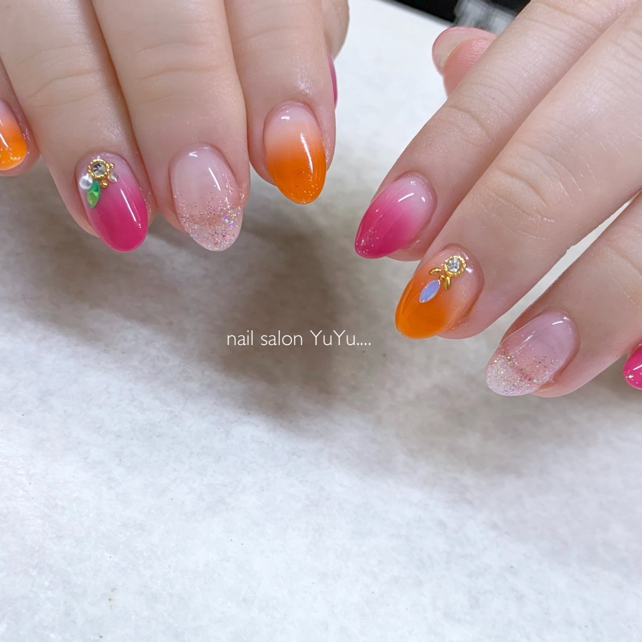 夏 ハンド グラデーション ラメ ショート Nail Salon Yuyuのネイルデザイン No ネイルブック