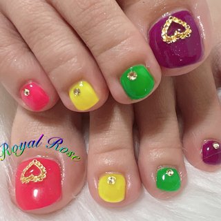 フット ピンク 派手のネイルデザイン ネイルブック