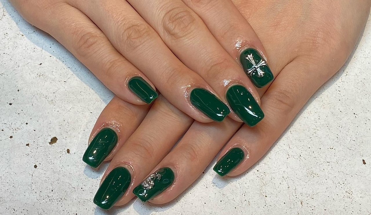オールシーズン ハンド シンプル ワンカラー グリーン Beautysalonricoのネイルデザイン No ネイルブック