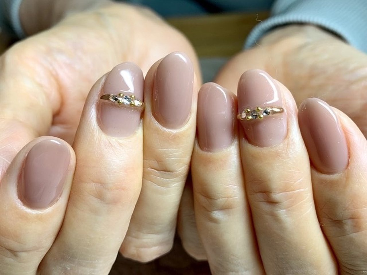 オールシーズン オフィス ハンド シンプル ビジュー Nailsalon Yのネイルデザイン No ネイルブック