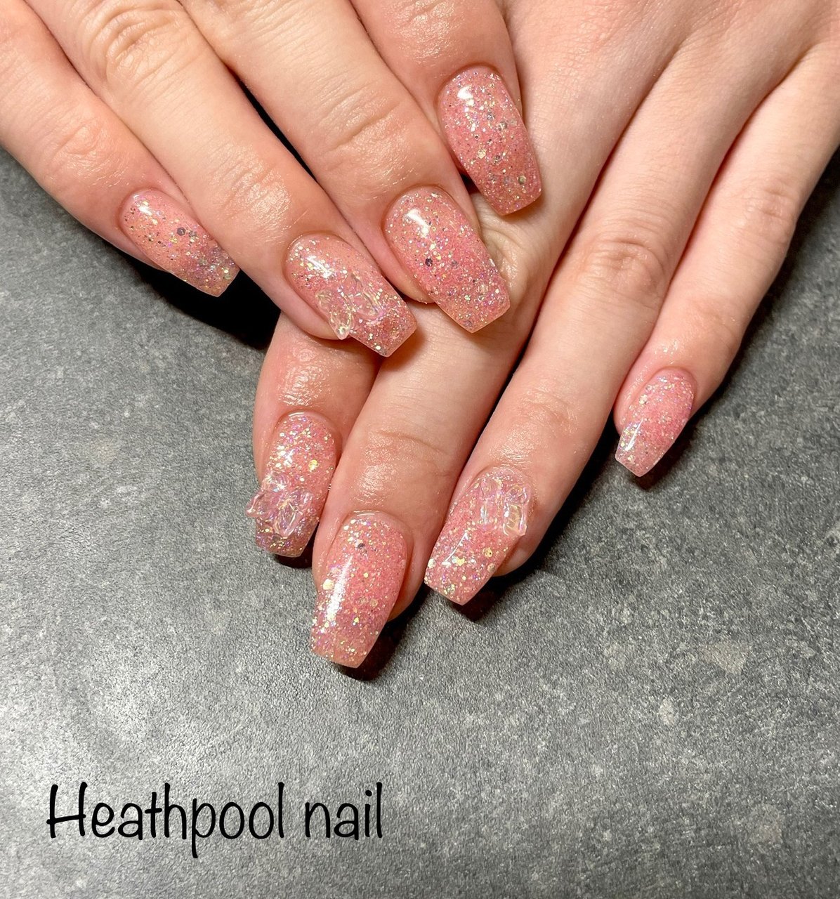 ハンド ホログラム ラメ ピンク ジェルネイル Heathpoolnailのネイルデザイン No ネイルブック