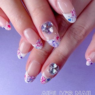 変形フレンチ/水色/量産型ネイルのネイルデザイン｜ネイルブック 