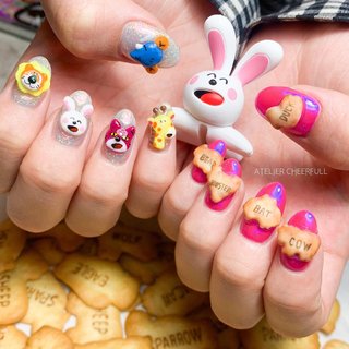 たべっ子どうぶつネイルのネイルデザイン(3ページ目)｜ネイルブック