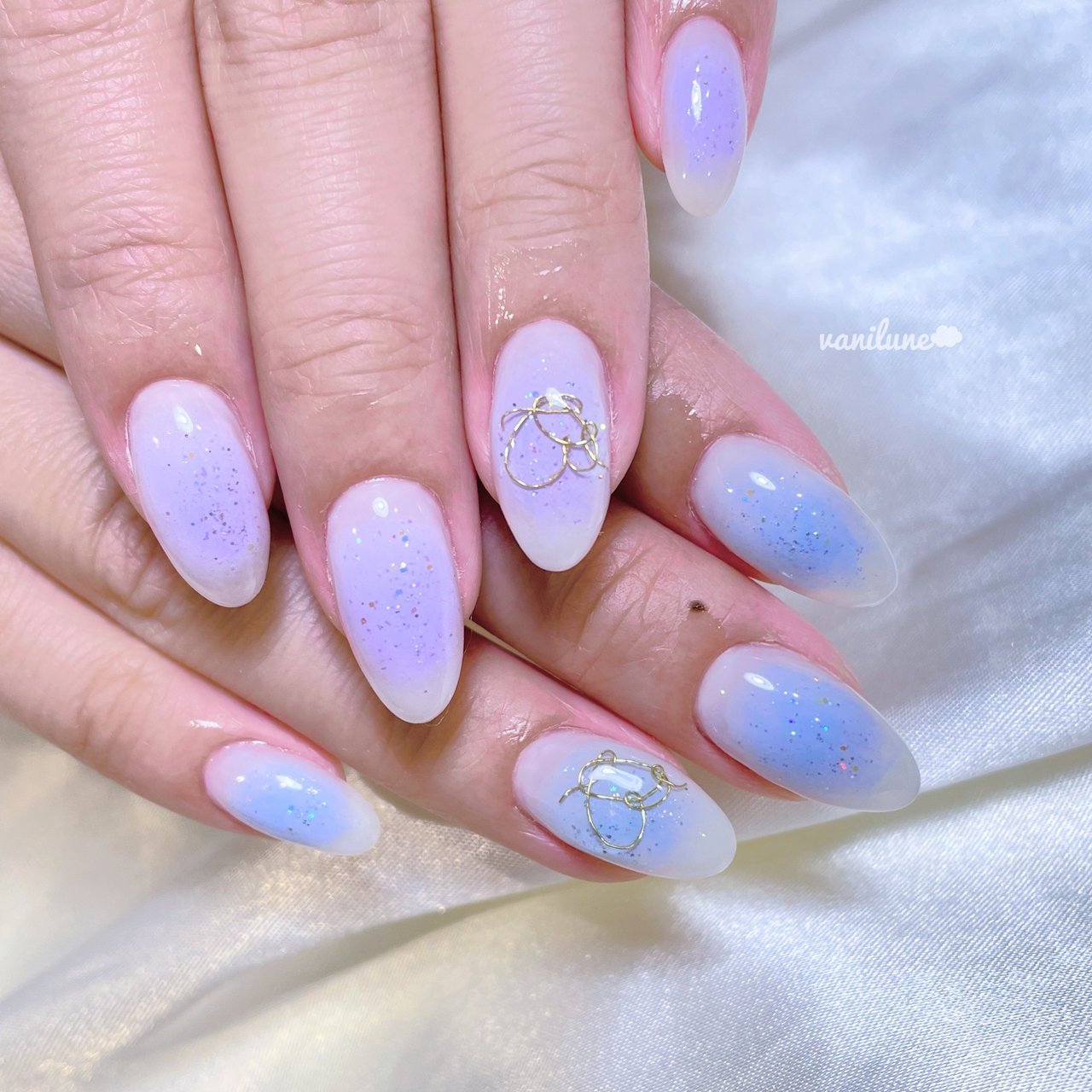 ハンド ラメ チーク ワイヤー ミディアム Vanilune Nailのネイルデザイン No ネイルブック