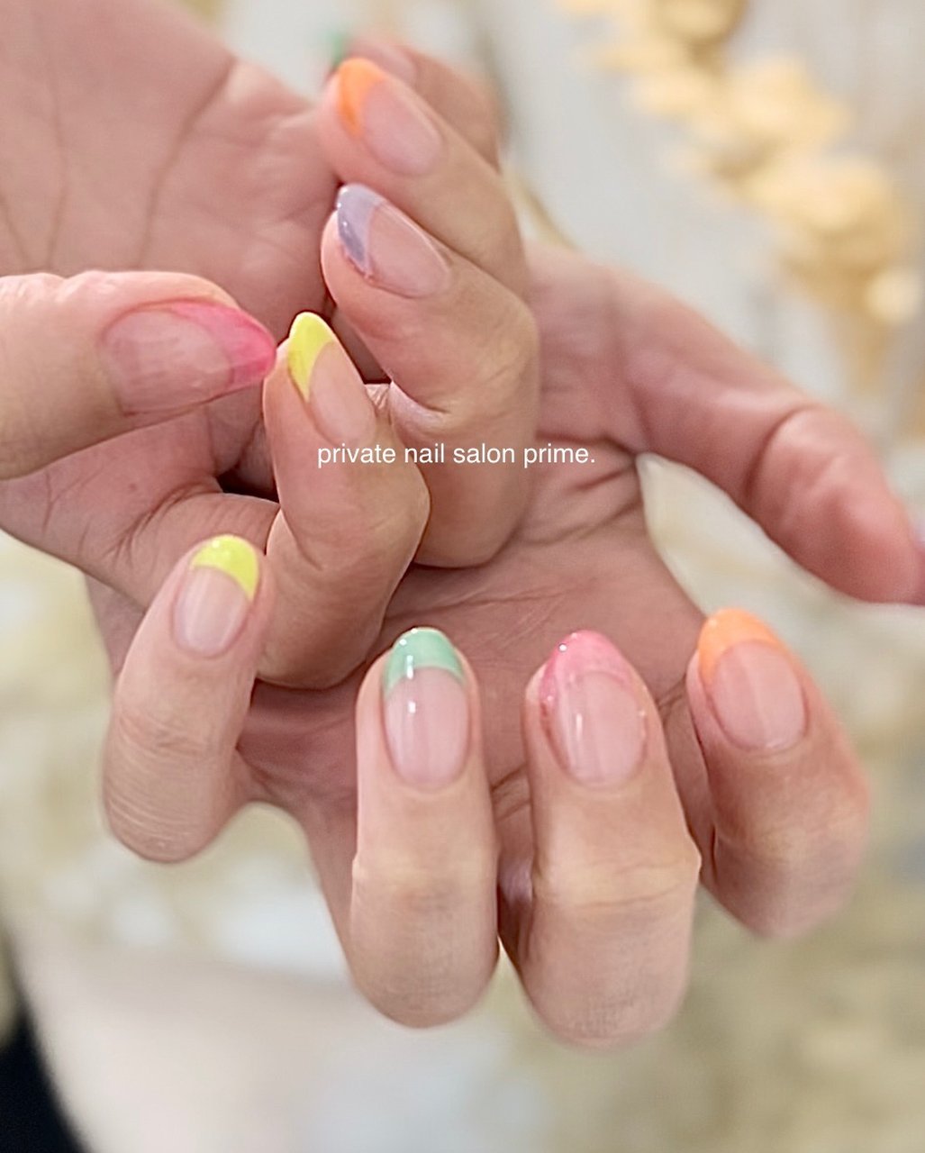 春ネイル★パステルカラフル★ミラーフレンチ 春/夏/ハンド/フレンチ/パステル - nailprimeのネイルデザイン[No