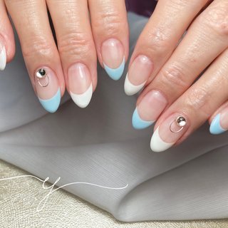 水色 白フレンチのネイルデザイン ネイルブック