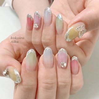 お客様ネイル💅 
いつもご来店ありがとうございます😊
持ち込みアレンジ😘
カラフルで美味しそう🥺💕
可愛すぎてお客様と可愛い可愛い連呼してました🤣❤️

#ガラスフレンチネイル#広島ネイルサロン#安佐南区ネイルサロン#トレンドネイル#綺麗めネイル#ネイルサロンkokoiro#キラキラネイル#カラフルネイル#夏ネイル#サマーネイル#ちゅるんネイル#垢抜けネイル#夏ネイル2022#2022夏ネイル保存版 #蝶々ネイル#ラメフレンチ#グラデーションネイル #夏 #梅雨 #海 #リゾート #ハンド #フレンチ #グラデーション #ビジュー #ホログラム #ラメ #ロング #オーバル #シルバー #カラフル #ジェルネイル #お客様 #kokoiro♡Aika #ネイルブック