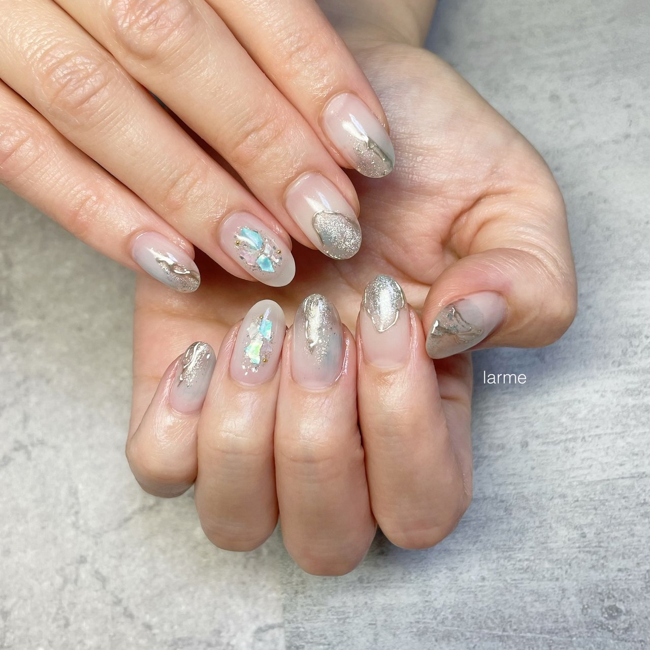 ハンド ベージュ ターコイズ Nailroomlarmeのネイルデザイン No ネイルブック