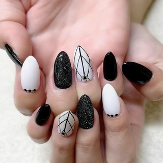 白黒のネイルデザイン ネイルブック
