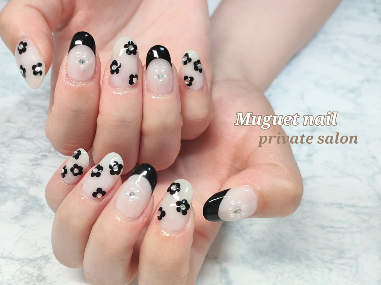 オールシーズン/ハンド/フレンチ/フラワー/モノトーン - Muguet nailの 