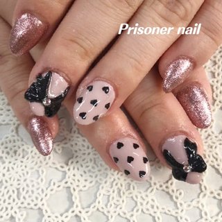 リボン ベージュ ブラックのネイルデザイン ネイルブック