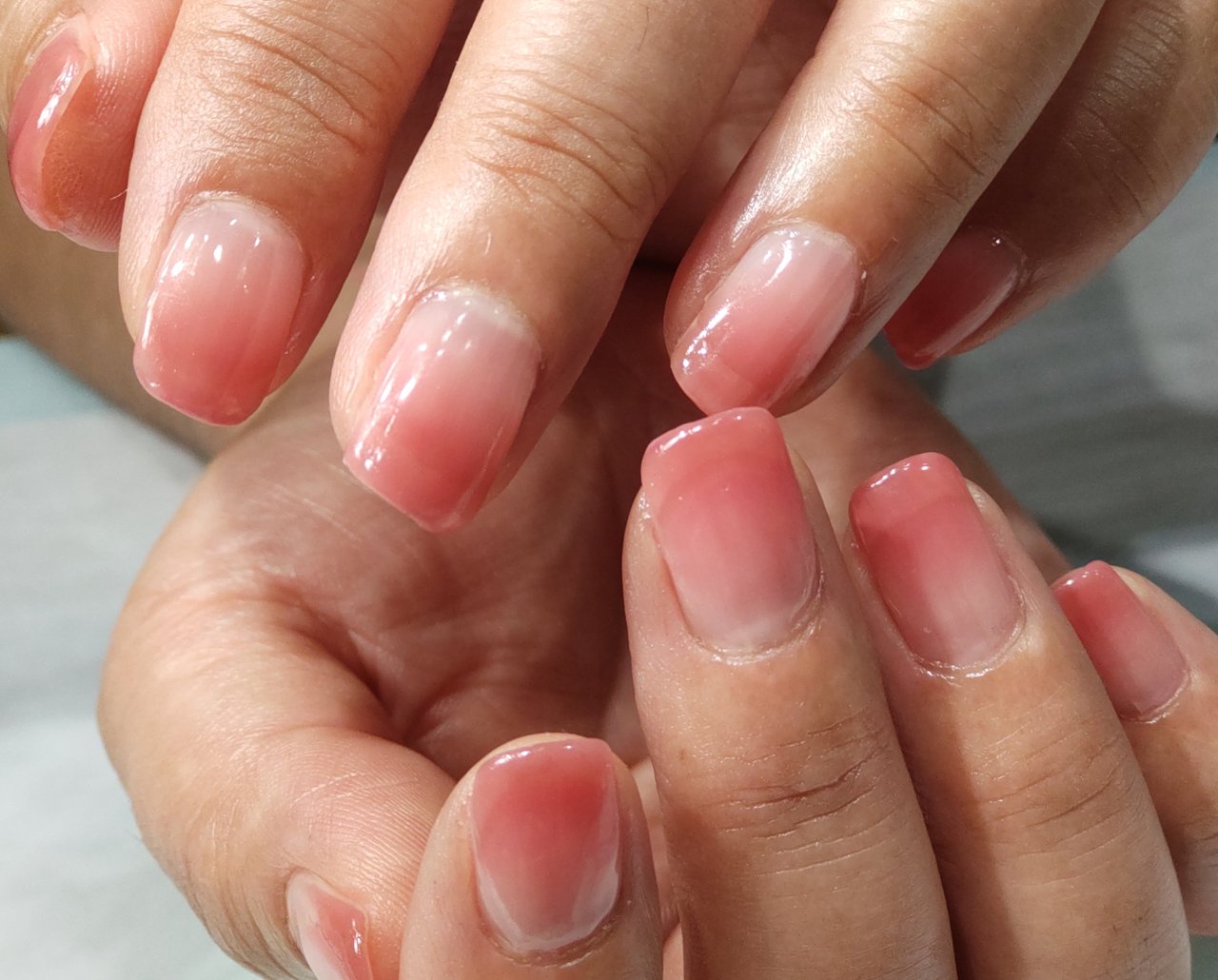 夏 オールシーズン グラデーション ピンク レッド S Nailのネイルデザイン No ネイルブック