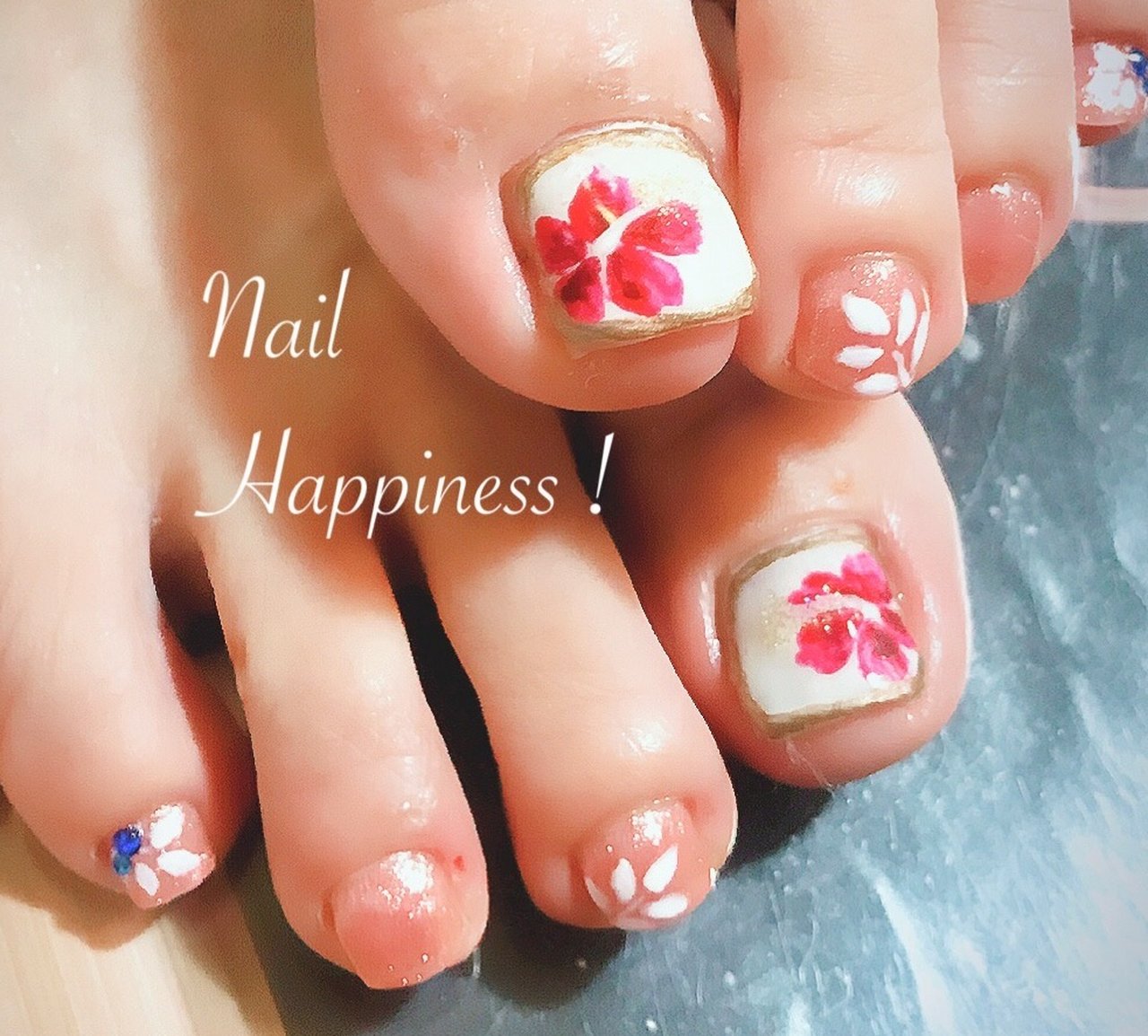 夏/リゾート/フット/フラワー/ミディアム - Nail Happiness!(ネイル