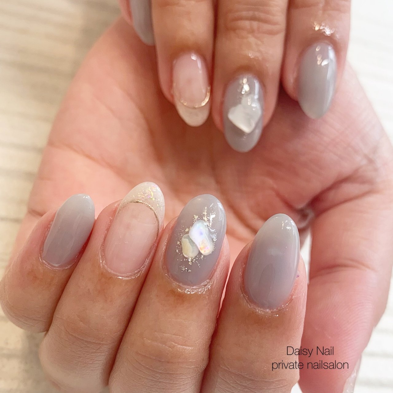 春 夏 オフィス ハンド 変形フレンチ Daisynailのネイルデザイン No ネイルブック