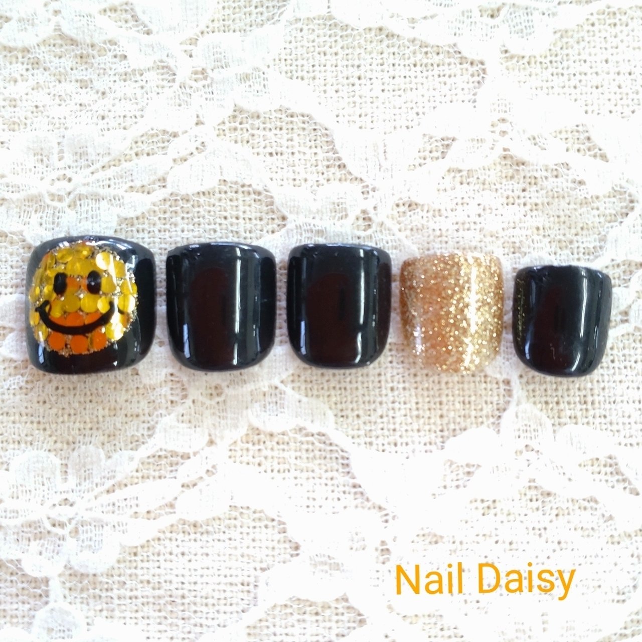 夏 オールシーズン フット ホログラム ラメ Naildaisyのネイルデザイン No ネイルブック