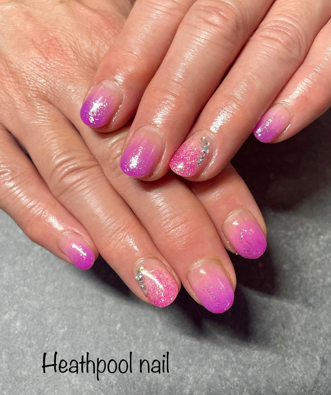 ハンド グラデーション ラメ ピンク パープル Heathpoolnailのネイルデザイン No ネイルブック