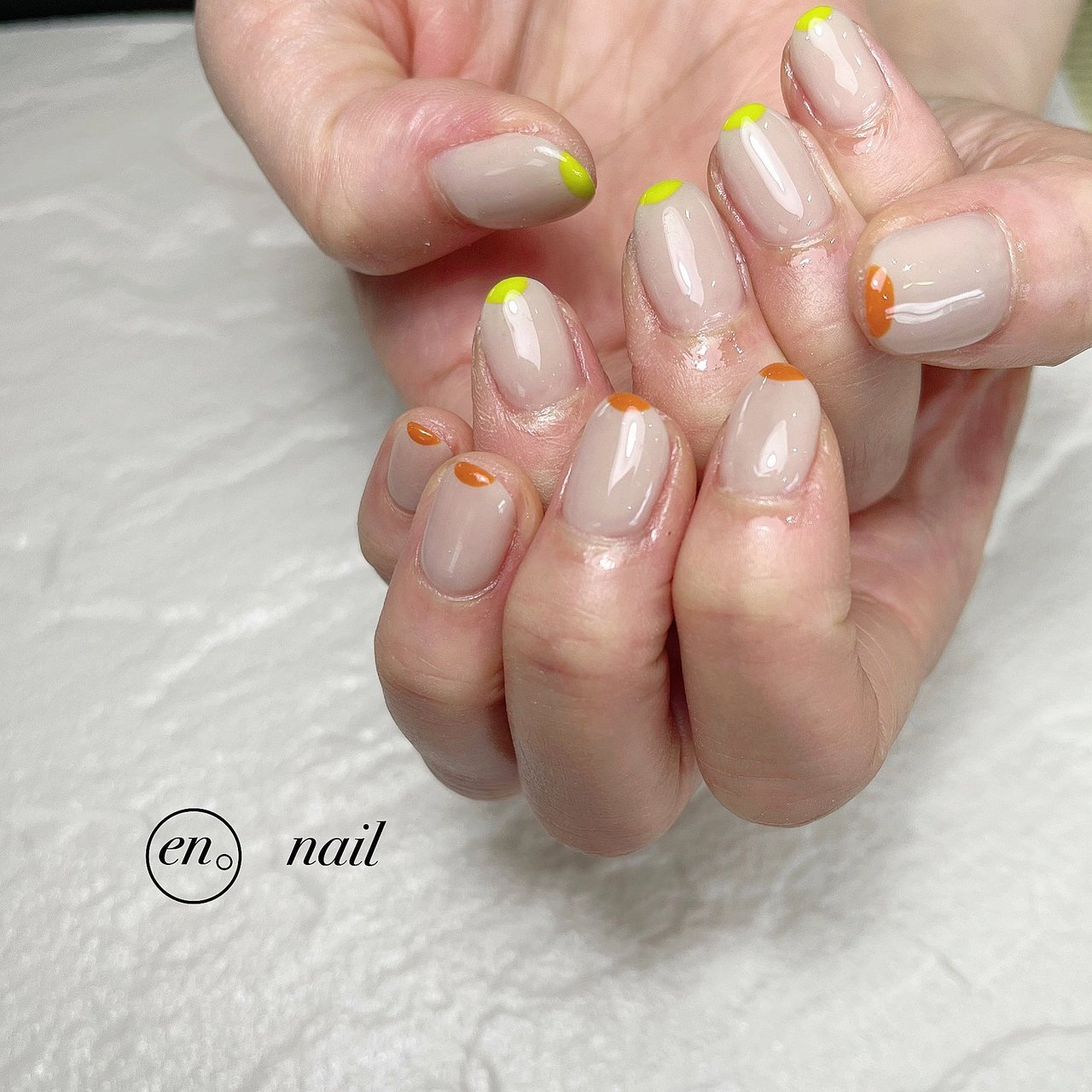 夏 オールシーズン ハンド シンプル 変形フレンチ Mikiejmのネイルデザイン No ネイルブック