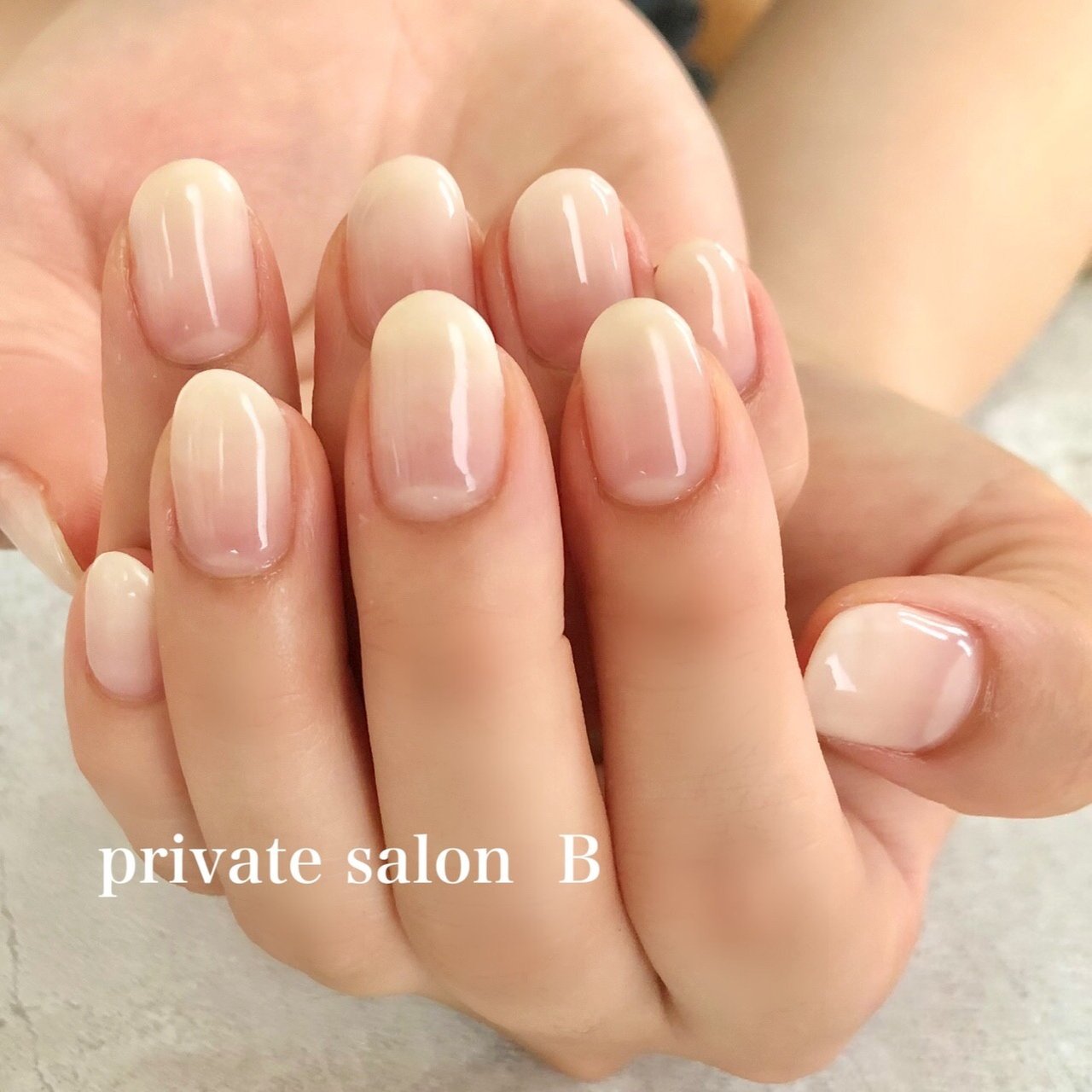 夏 オールシーズン ハンド シンプル グラデーション Private Salon B 相模原市中央区 のネイルデザイン No ネイルブック