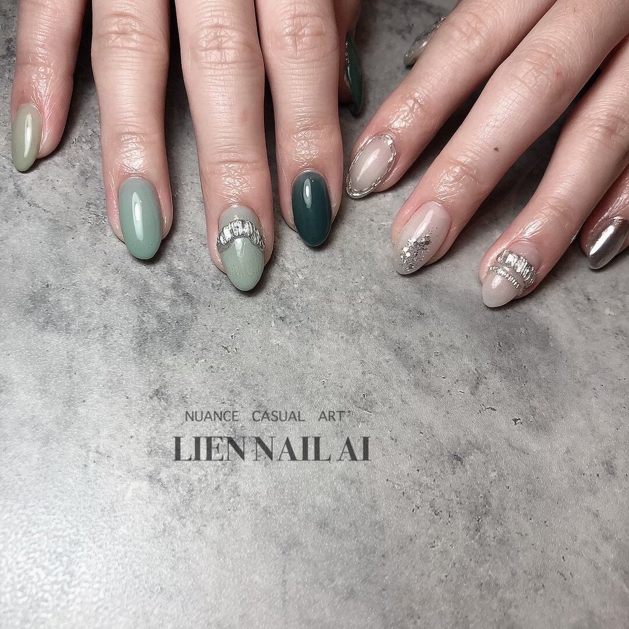 夏/ハンド/ニュアンス/グリーン/シルバー - I.のネイルデザイン[No