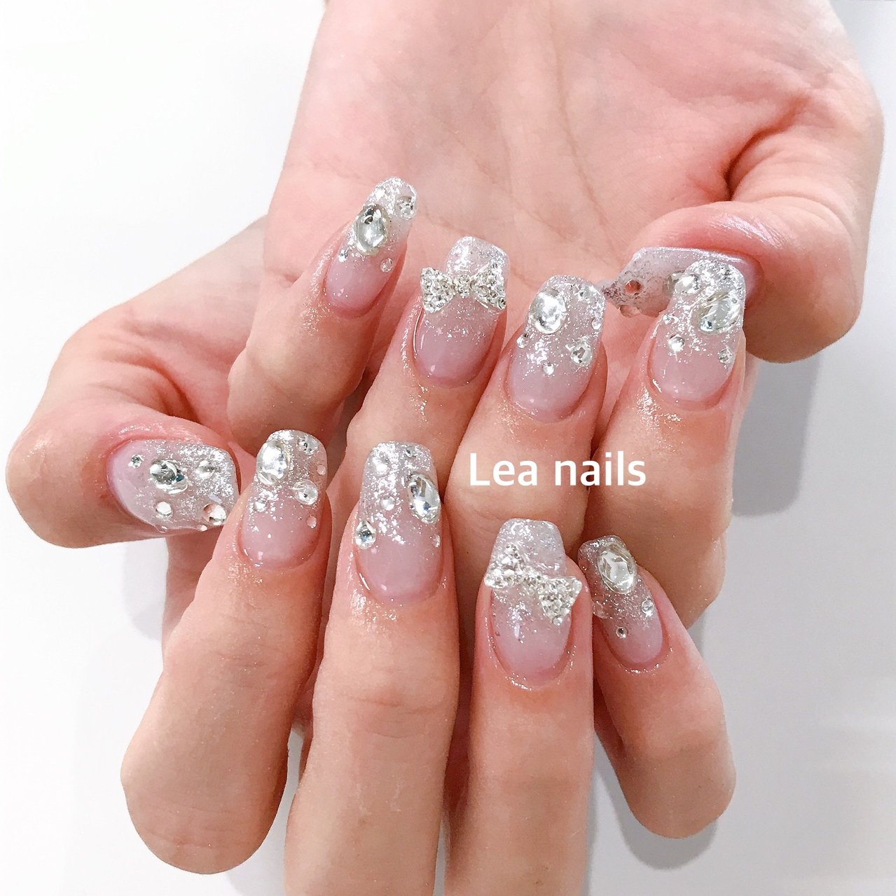 ハンド グラデーション ラメ リボン 韓国 Lea Nailsのネイルデザイン No ネイルブック