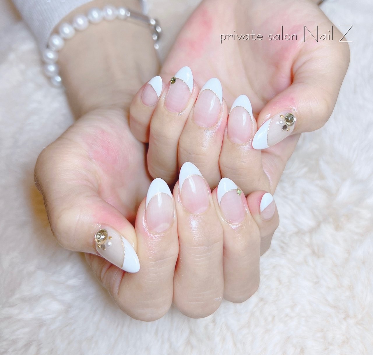 ハンド フレンチ ミディアム オーバル ホワイト Nail Z ネイルジー のネイルデザイン No ネイルブック