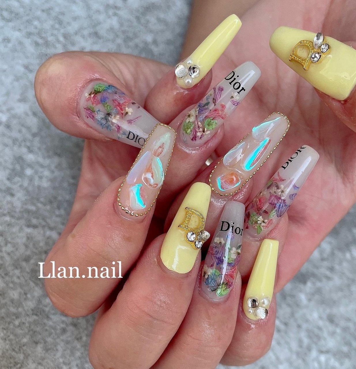 春 夏 秋 冬 ハンド 𝐋𝐈𝐀𝐧 𝐧𝐚𝐢𝐥 のネイルデザイン No ネイルブック