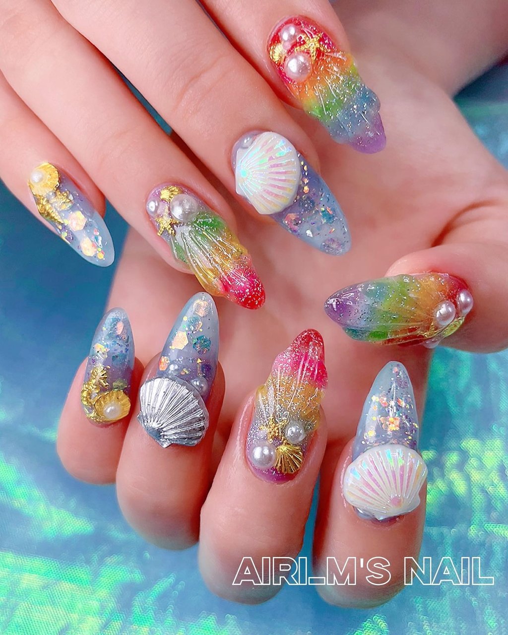 No.323 ネイルチップ マーメイド 白 人魚 貝殻 人魚の鱗 キラキラ 海