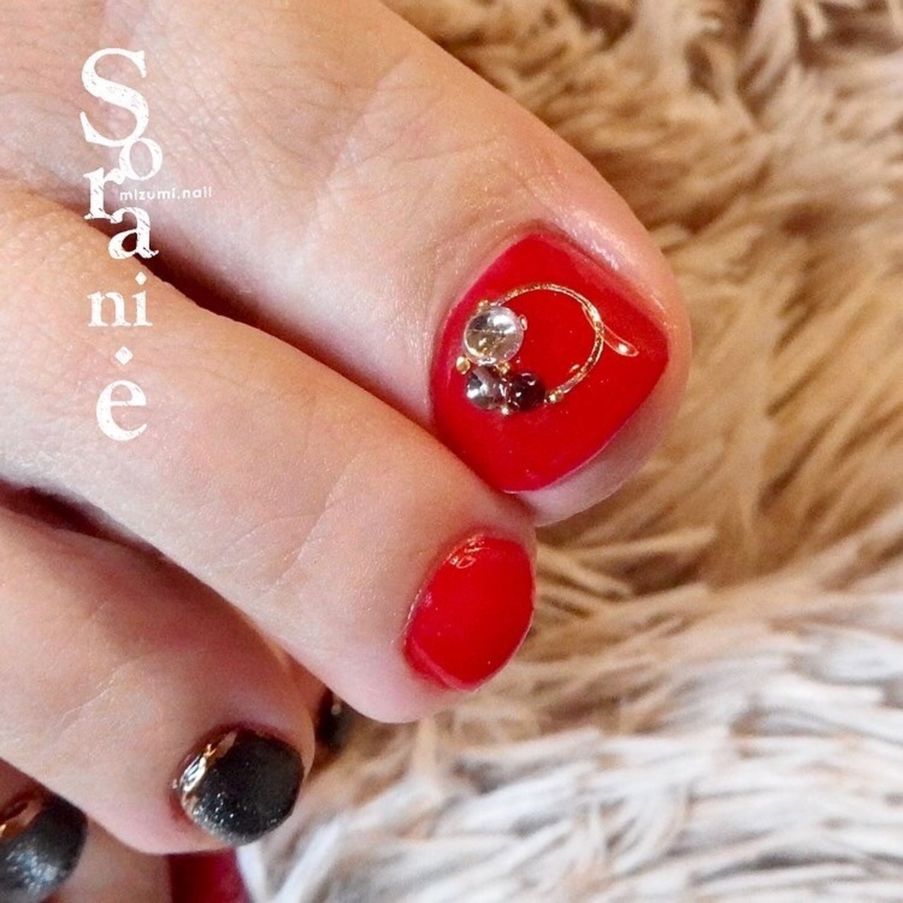 夏 オールシーズン フット レッド ブラック Mizumi Sorani E のネイルデザイン No ネイルブック