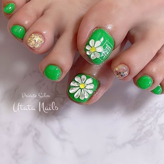 私とお揃いネイル💚 ⁡
毎日見てて飽きないかわいさだからフットネイルにもおすすめデザインです💚
いろんなビビットカラーでも作ってみたくなります💙💜🧡
⁡
#ぷっくりネイル #ぷっくりフラワーネイル #夏ネイル #summernails #マーガレットネイル #デイジーネイル #グリーンネイル #フットネイルデザイン #nailbook_fan #虜ジェル #艶玉デザイン #大人女子ネイル #大人キレイネイル #フィルイン #ベースフィルイン#네일스타그램 #네일아트 #パラジェルベース #nailart #名古屋市緑区 #名古屋市南区 #名古屋市緑区ネイルサロン #名古屋市南区ネイルサロン #豊明市ネイルサロン #大府市ネイルサロン #東海市ネイルサロン #ウタタネイル #utatanail #ワンホンネイル #網紅美甲 #夏 #旅行 #海 #リゾート #フット #シンプル #ホログラム #フラワー #ぷっくり #写ネイル #スクエア #ホワイト #イエロー #グリーン #ジェルネイル #お客様 #utata_nail #ネイルブック
