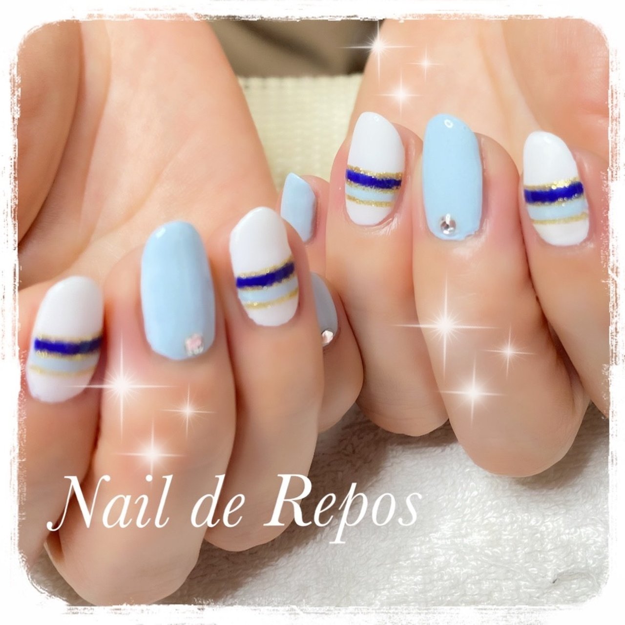 夏 ハンド ボーダー ホワイト 水色 Nail De Repos ルポ のネイルデザイン No ネイルブック