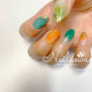 マーブル オレンジ グリーンのネイルデザイン ネイルブック