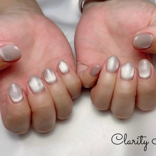 ワンカラー+オプションマグネット💅✨ 
#ジェルネイル#ネイル#nail#シンプル#持ち込みアート#天王寺#阿倍野#プライベートサロン#ネイルサロン#春夏ネイル#春ネイル#夏ネイル#水彩アート#アートし放題#定額デザイン#シンプル#ニュアンス#ニュアンスネイル#ちゅるんネイル#オフィスネイル#フィルイン一層残し#フィルイン#フットネイル#foot#hand#spring#summer#autumn#winter#privatesalon #春 #夏 #オールシーズン #ハンド #ワンカラー #マグネット #シルバー #ジェルネイル #お客様 #Clarity Nail #ネイルブック