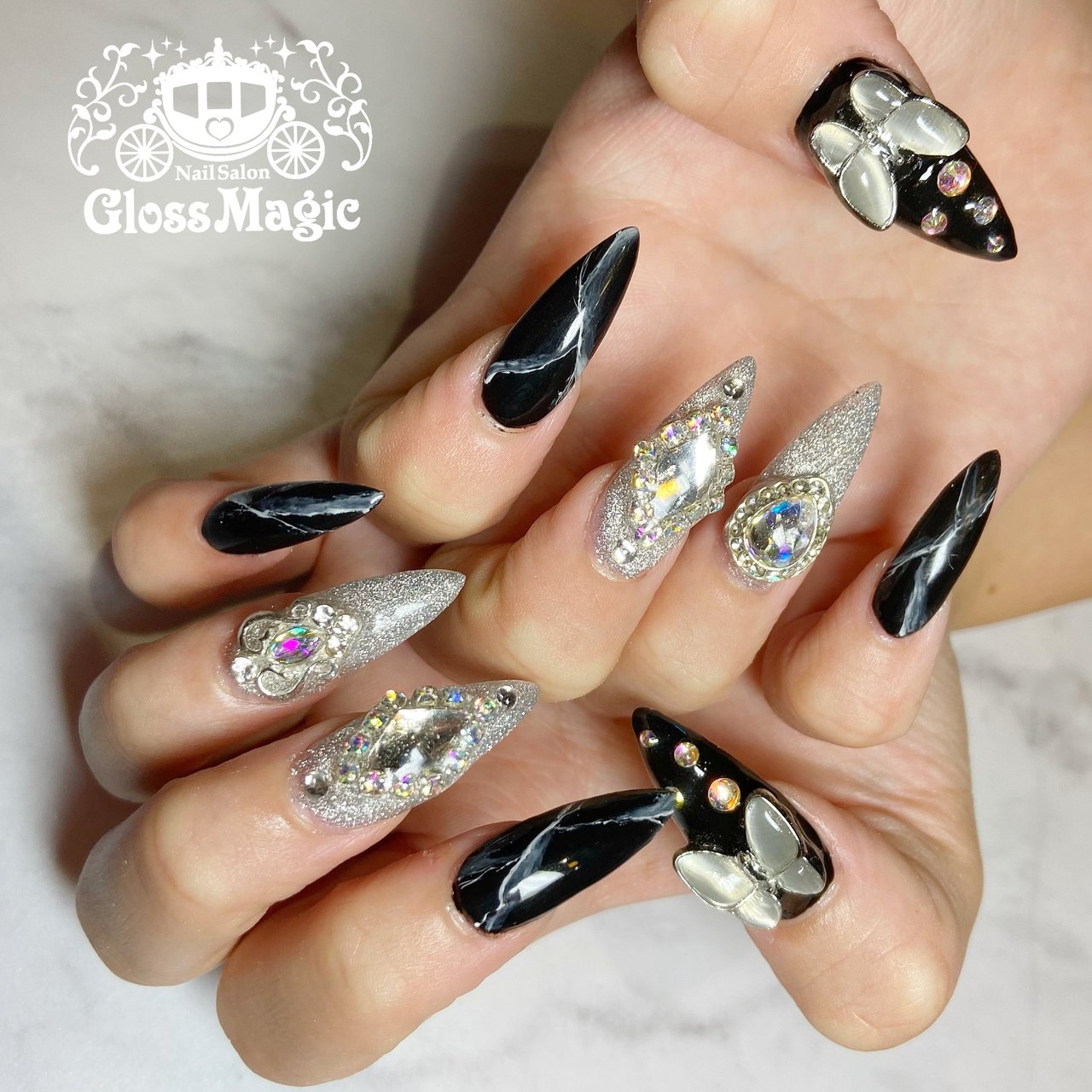 オールシーズン/ハンド/ミディアム/ポイント/ブラック - YUN 💅の