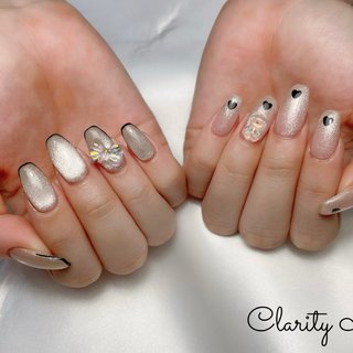 アートし放題持ち込みデザインアレンジ+オプションパーツ💅✨ 
#ジェルネイル#ネイル#nail#シンプル#持ち込みアート#天王寺#阿倍野#プライベートサロン#ネイルサロン#春夏ネイル#春ネイル#夏ネイル#水彩アート#アートし放題#定額デザイン#シンプル#ニュアンス#ニュアンスネイル#ちゅるんネイル#オフィスネイル#フィルイン一層残し#フィルイン#フットネイル#foot#hand#spring#summer#autumn#winter#privatesalon #春 #夏 #オールシーズン #ハンド #フレンチ #ラメ #ワンカラー #マグネット #リボン #ブラック #シルバー #ジェルネイル #お客様 #Clarity Nail #ネイルブック