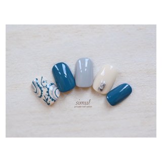 ＊newデザイン⑥＊ ・
・
#ペーズリーネイル 
#寒色ネイル 
#7月定額デザイン 
#夏ネイル 
#大人カジュアルネイル 
#ネイルデザイン #newデザイン #サンプルチップ #調布ネイル #西調布ネイルサロン #木の温もり溢れるプライベートサロン #ネイルブック #nailbook #ネット予約できます　
・
・
⚪︎シンプルカジュアルなデザインが得意なサロンです
⚪︎詳しいサロン情報はネイルブックで✨
・
・
nailsalon simul

京王線西調布駅より徒歩5分
京王線調布駅より徒歩20分 #夏 #ブルー #グレー #ジェルネイル #ネイルチップ #simul-シムール- #ネイルブック