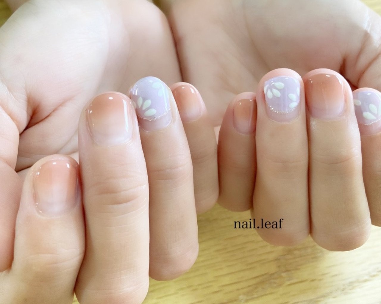 春 夏 オフィス 女子会 シンプル Nail Leaf リーフ のネイルデザイン No ネイルブック