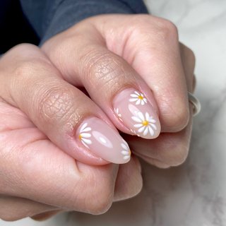 清楚系ネイルのネイルデザイン ネイルブック