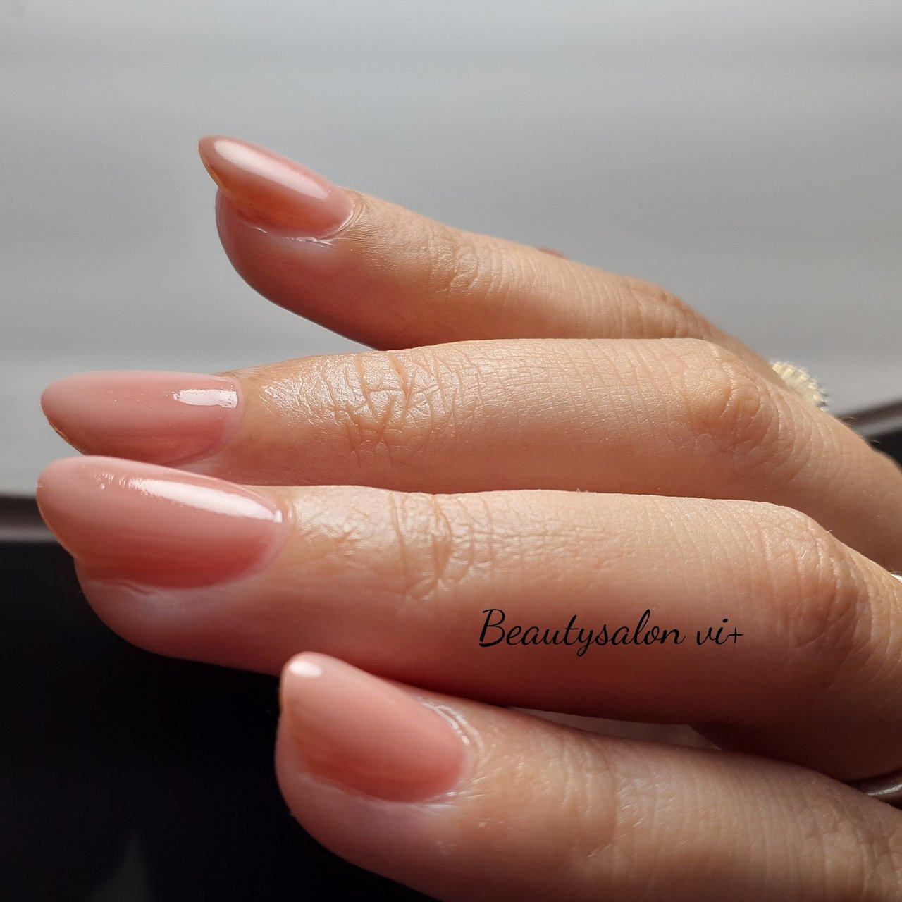 オールシーズン ハンド ワンカラー ジェルネイル お客様 Beautysalonvi のネイルデザイン No ネイルブック