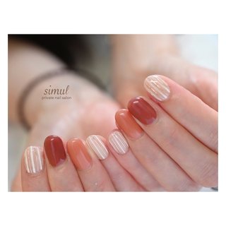 ストライプ||| ・
▪️leafgel_premium 130
▪️irogel T-3
・
#7月定額デザイン 
#ストライプ柄 
#ストライプネイル 
#シンプルカジュアルネイル 
#ラインネイル 
#調布市 #西調布 #ネイルサロン #木の温もり溢れるプライベートサロン #シンプルカジュアル得意なサロン #ネイルブック #nailbook #ネット予約できます　
・
・
⚪︎シンプルカジュアルなデザインが得意なサロンです
⚪︎詳しいサロン情報はネイルブックで✨
・
・
nailsalon simul

京王線西調布駅より徒歩5分
京王線調布駅より徒歩20分 #夏 #オールシーズン #ハンド #シンプル #ストライプ #オレンジ #ブラウン #ジェルネイル #お客様 #simul-シムール- #ネイルブック