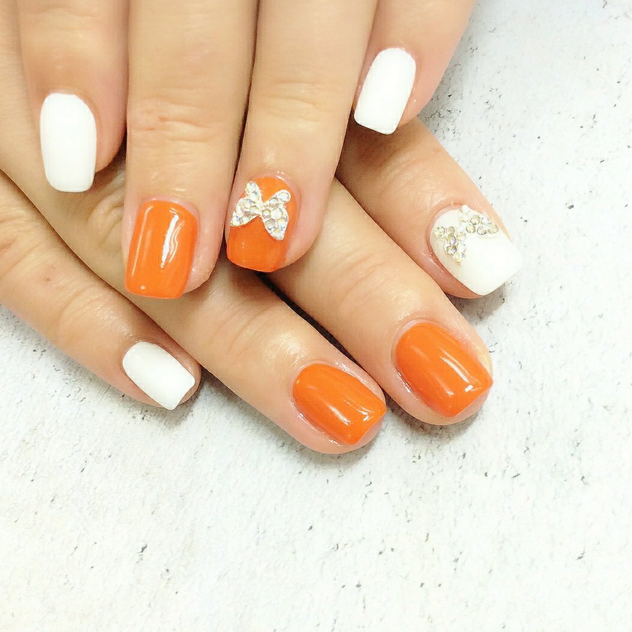 夏 ハンド シンプル キラキラ ショート Nailsalon Daisyのネイルデザイン No ネイルブック