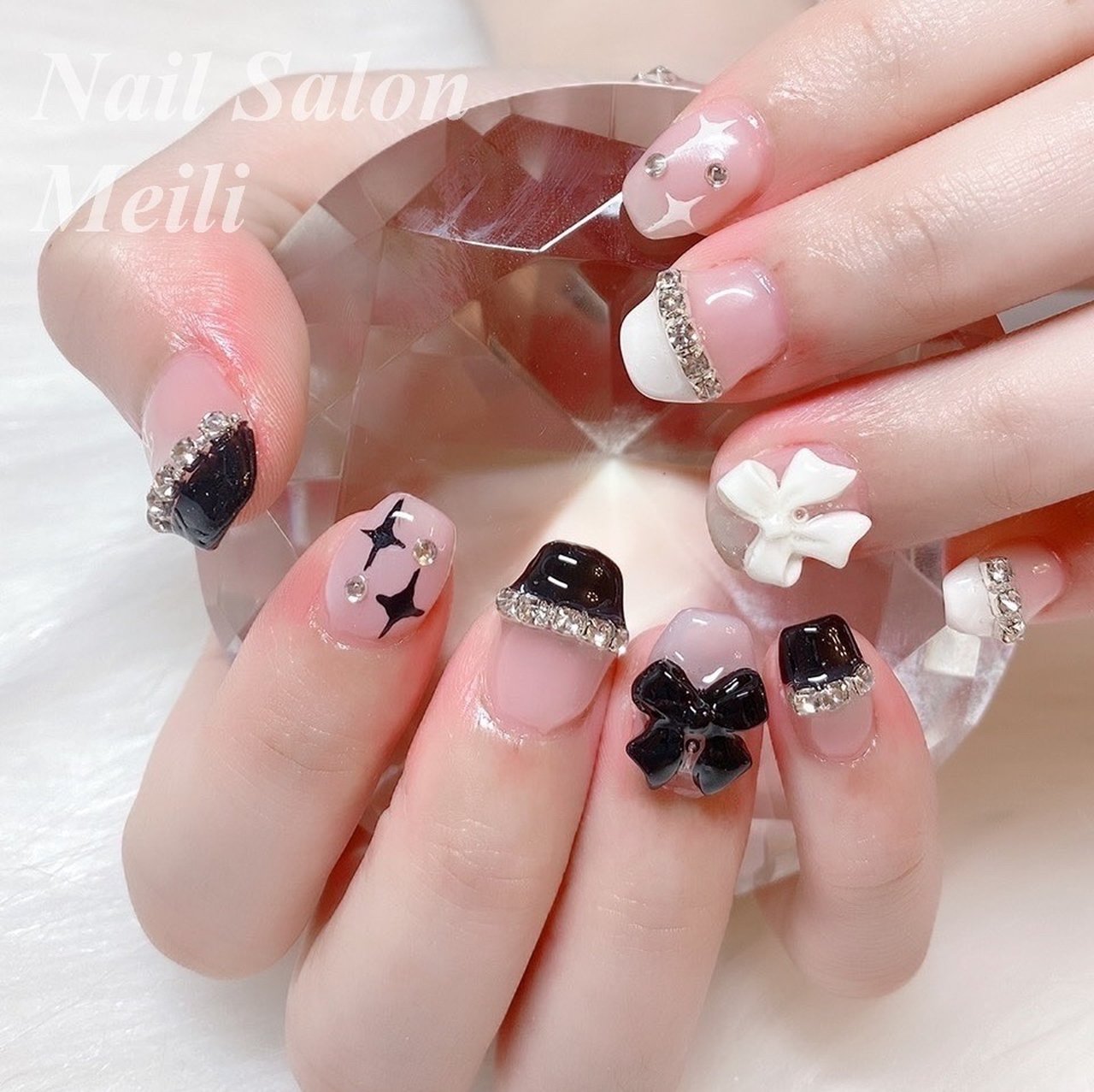 オールシーズン ハンド ミディアム ホワイト ブラック Nail Salon Meili 埼玉日進のネイルデザイン No ネイル ブック
