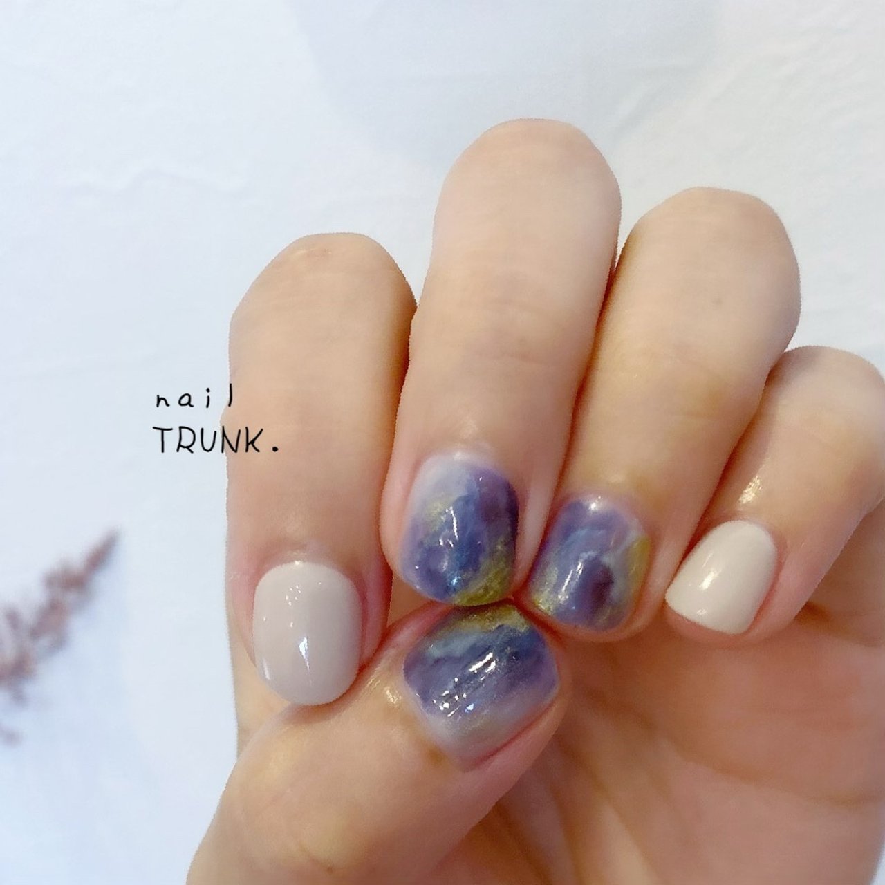 夏 ハンド ニュアンス マーブル ラウンド Nail Trunkのネイルデザイン No ネイルブック